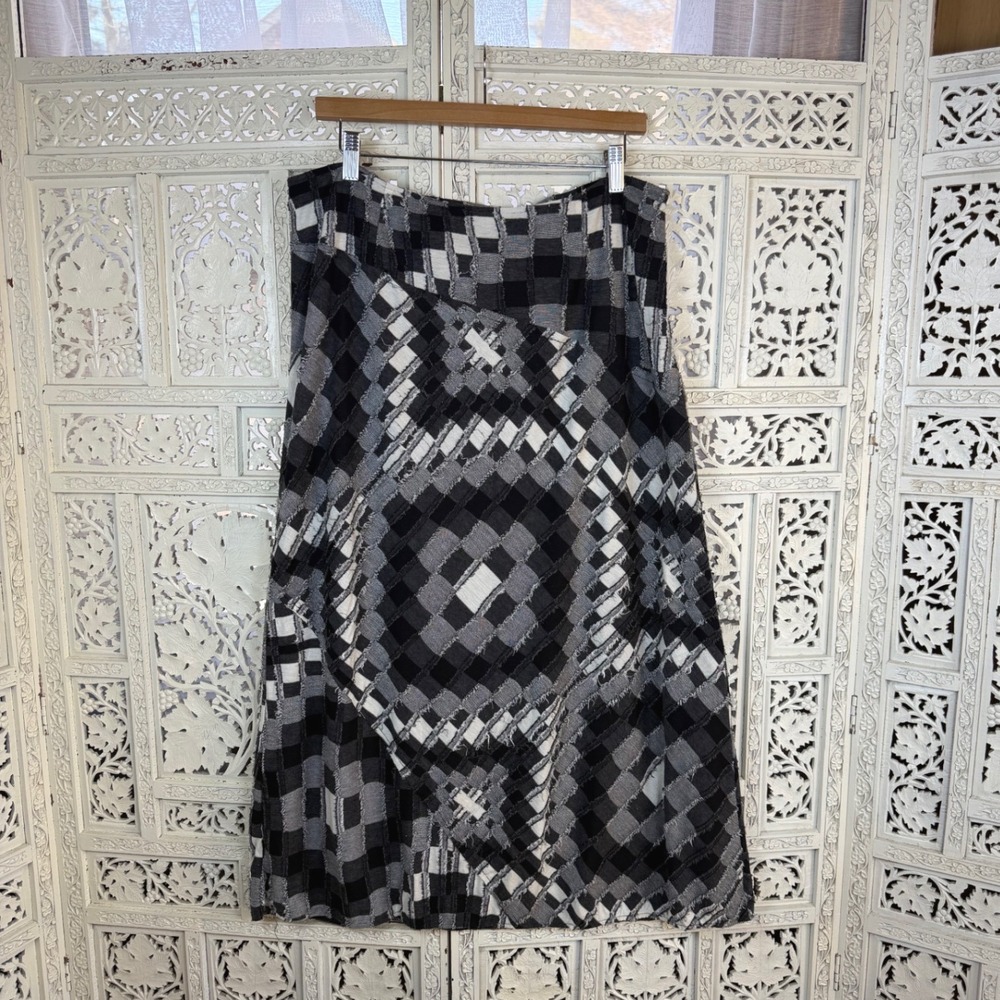 Tribal Black Patchwork Distressed Midi Skirt Sz 1… - image 1